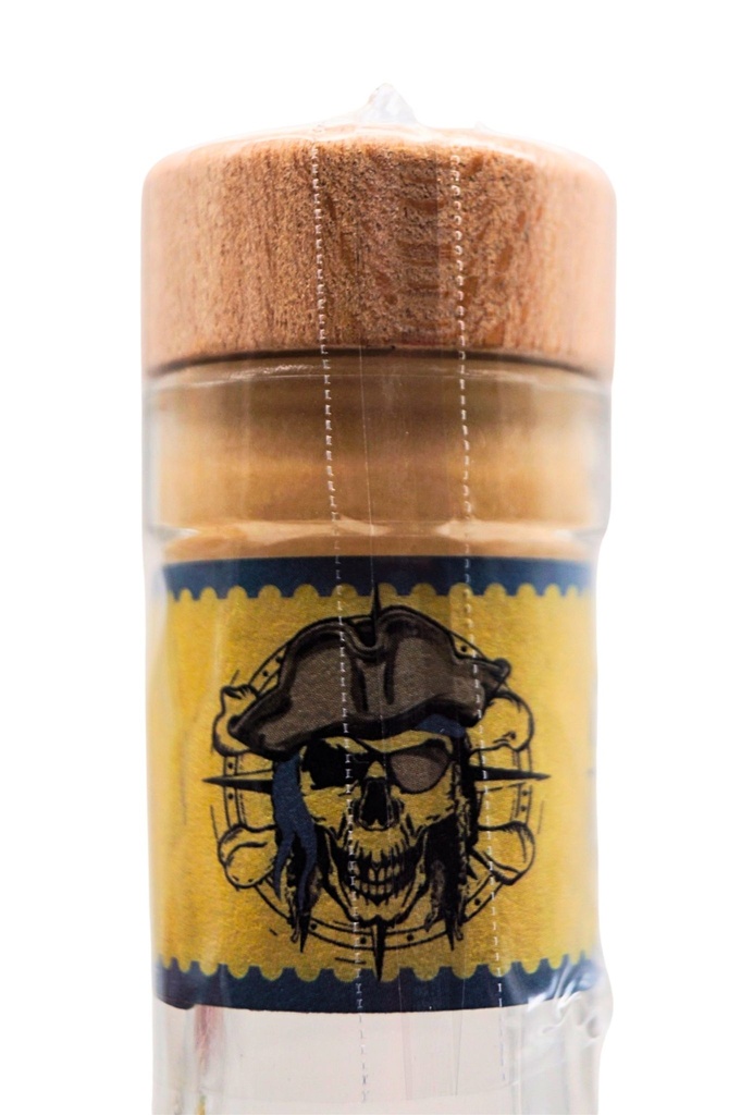 t-sonthi_panama-rum_4.jpg