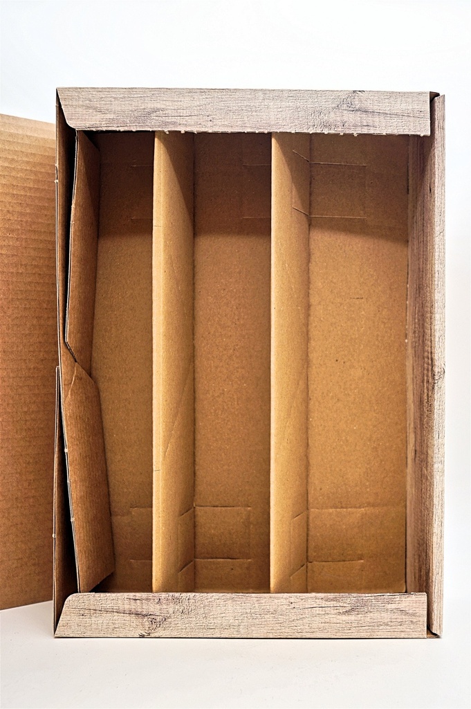 der-schnapsstodl_geschenkbox-holzoptik-fur-3-flaschen_2.jpg