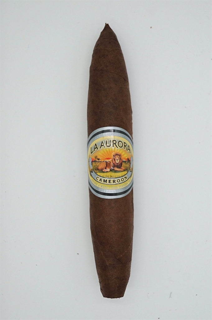 la-aurora_preferidos-1903-edicion-cameroon-platinum-tube_1.jpg