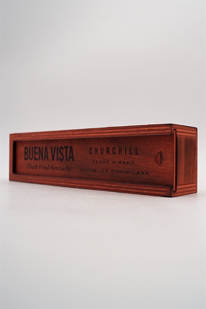 buena-vista_dark-fired-kentucky-churchill-in-holzbox_1.jpg