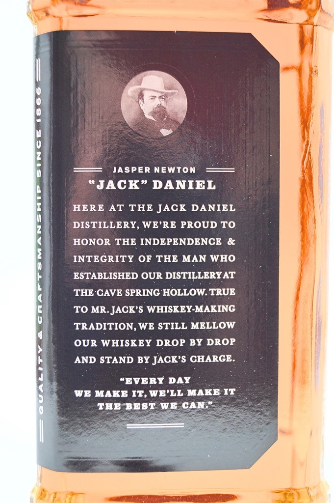 jack-daniels_old-no-7-tennessee-whiskey-6fl-sparset_5.jpg