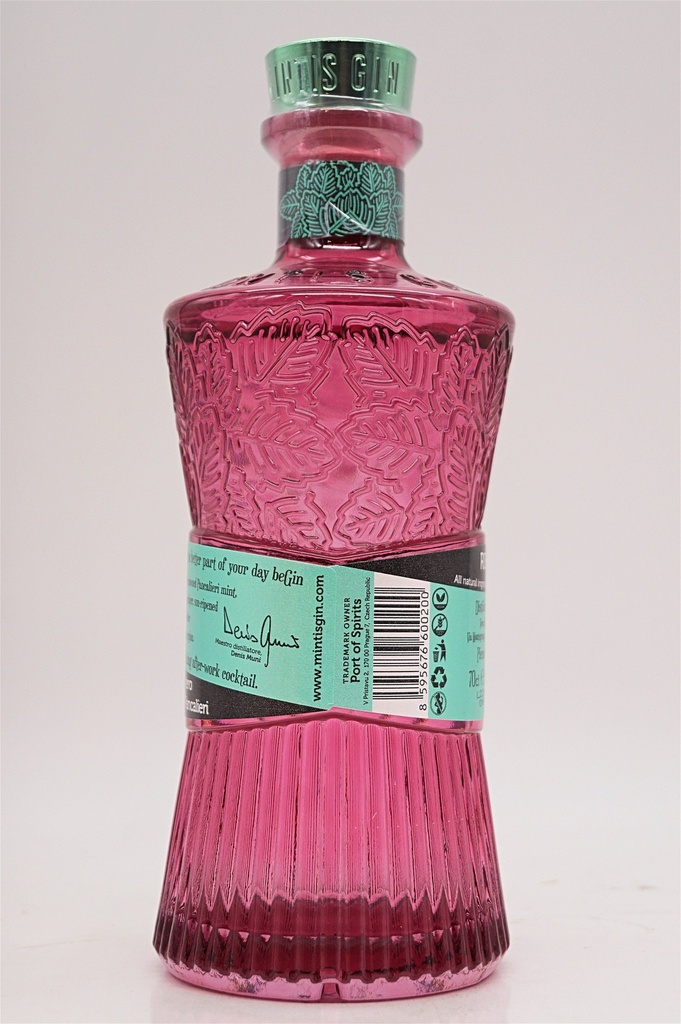 mintis_ribesa-blackcurrant-gin_2.jpg