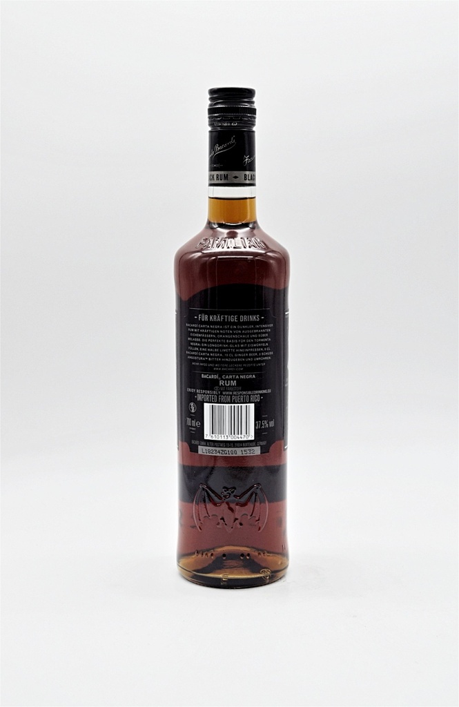 bacardi_carta-negra-superior-black-rum_2.jpg