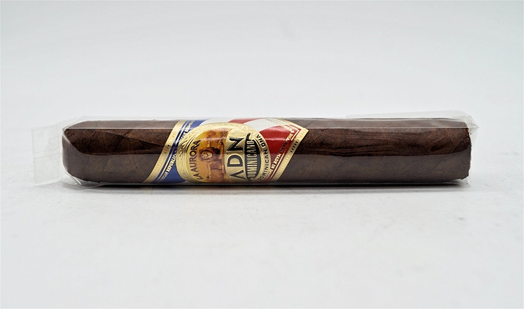 la-aurora_adn-dominicano-robusto_3.jpg