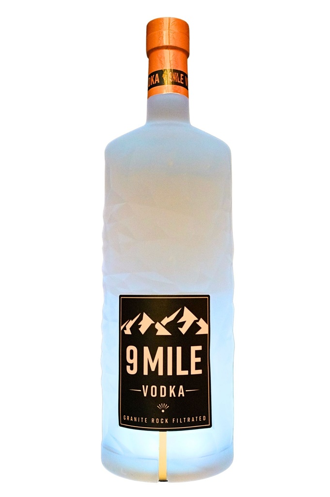 9-mile_vodka-6l_7.jpg