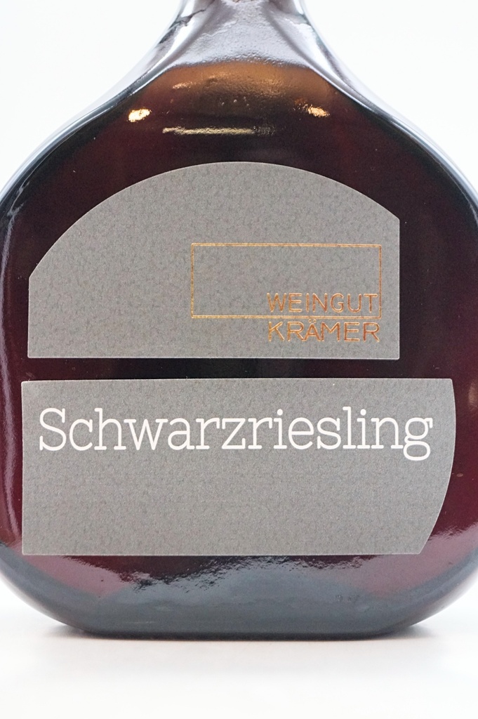 weingut-kramer_schwarzriesling-2018_2.jpg