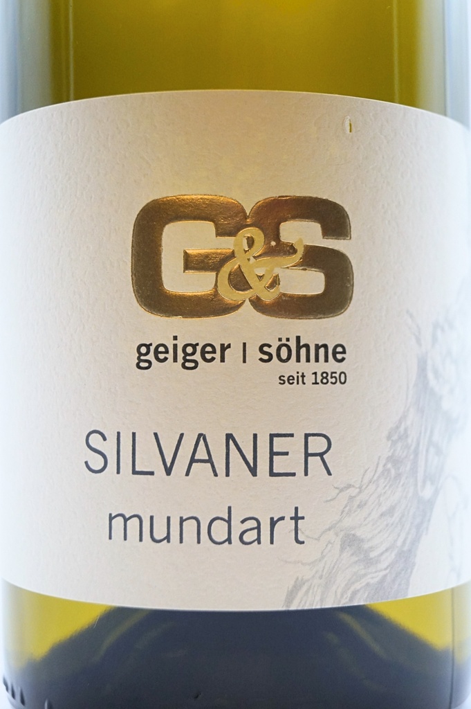geiger-sohne_silvaner-mundart-trocken-2023_2.jpg