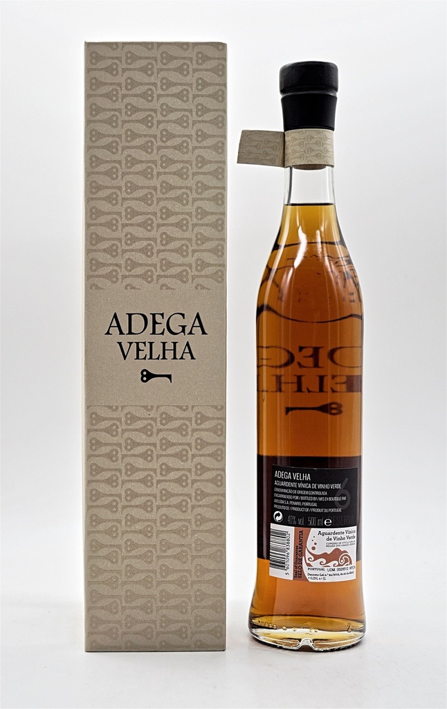 adega-velha_6-jahre-reserva_1.jpg
