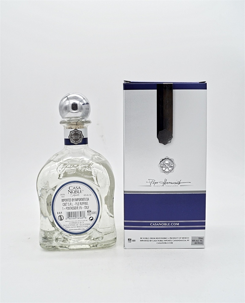 casa-noble_crystal-tequila_1.jpg