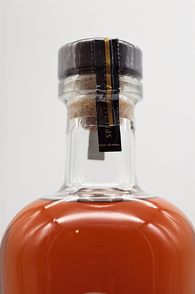 worthy-park-estate_special-cask-series-madeira-2010_5.jpg