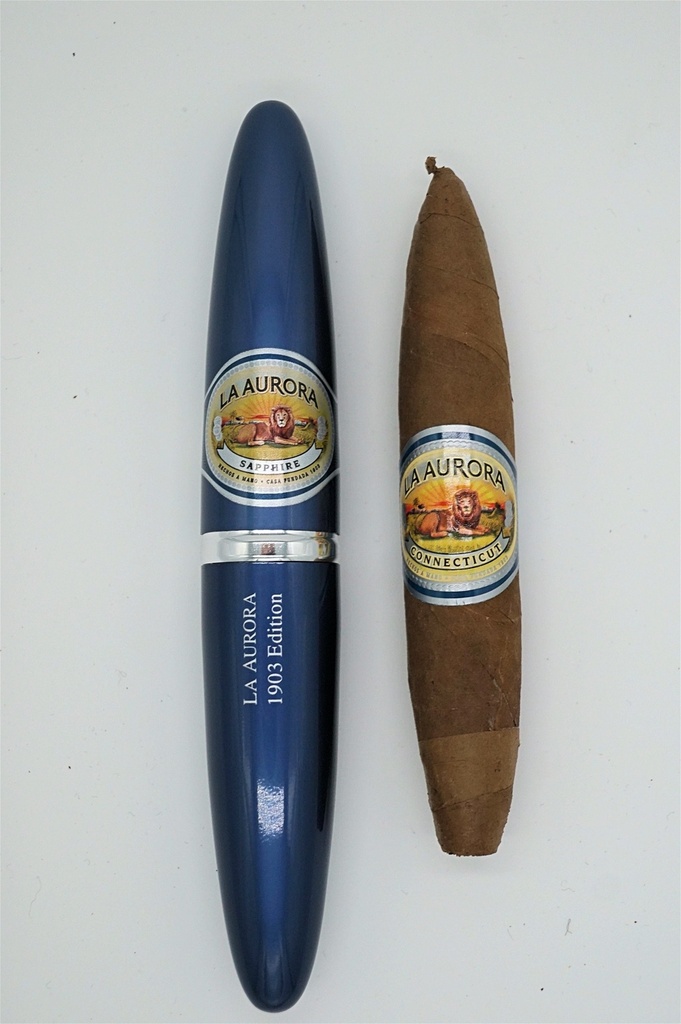Preferidos 1903 Edicion Connecticut Sapphire Tube